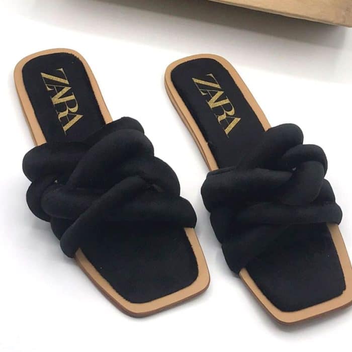 New arrival💃🏾💃🏾 ZARA slippers Top... - Milolaluxurystore | Facebook